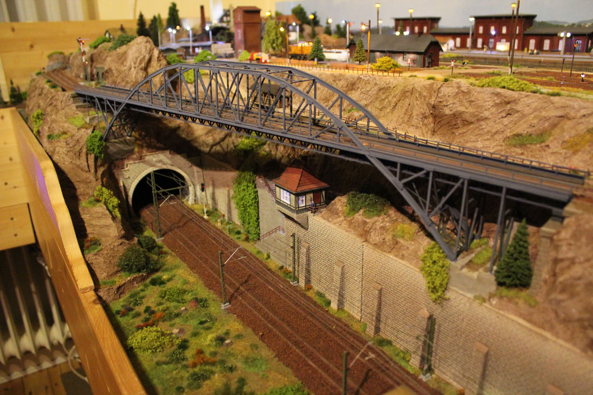 Brückenbau bzw. Suche nach Ideen